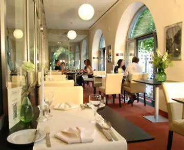 Courtyard By Marriott Hotel Fryburg Bryzgowijski